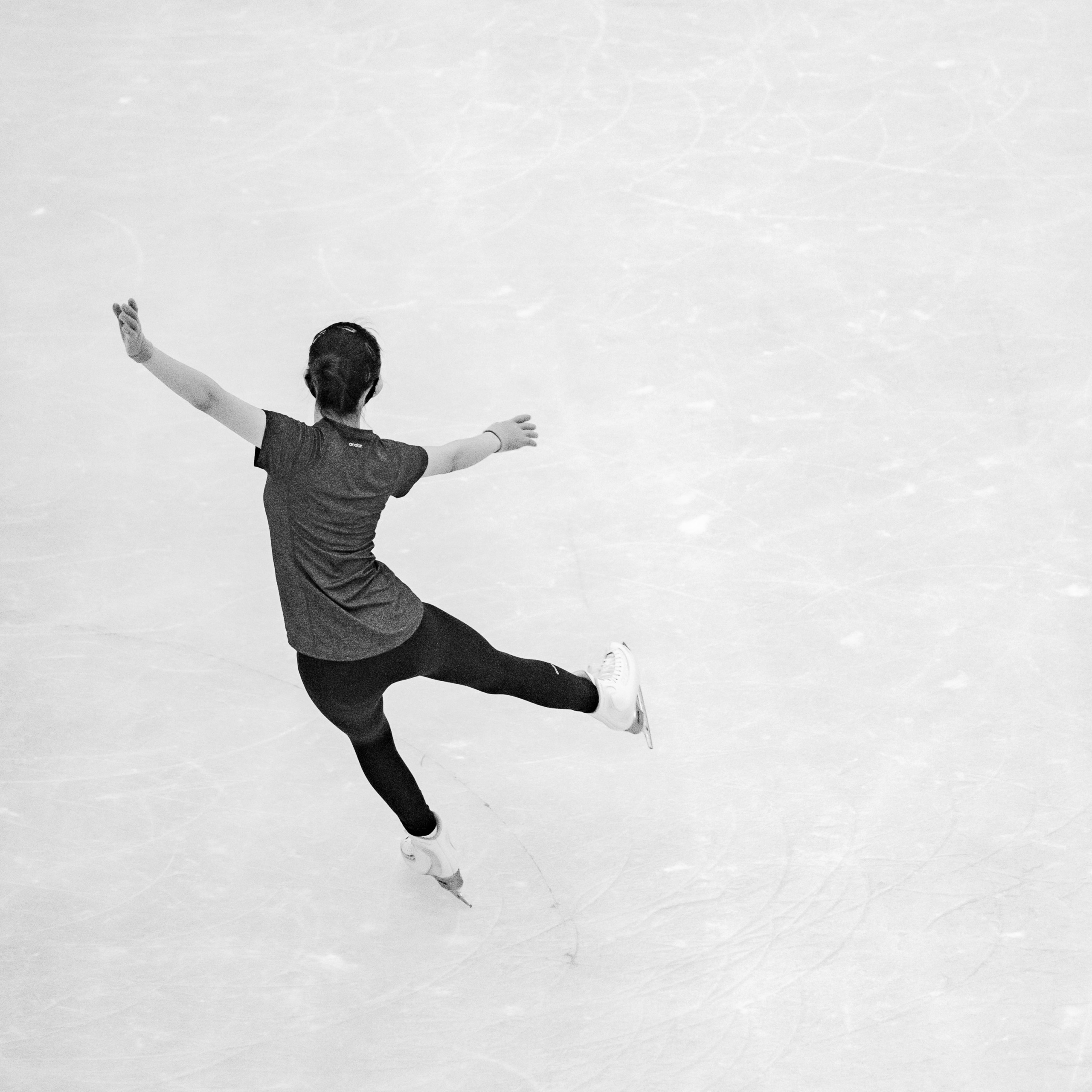 Novembre à la MDE et les témoignages de la patineuse Sarah Abitbol episode artwork